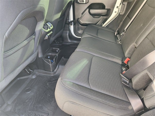 2022 Jeep Wrangler Unlimited Willys