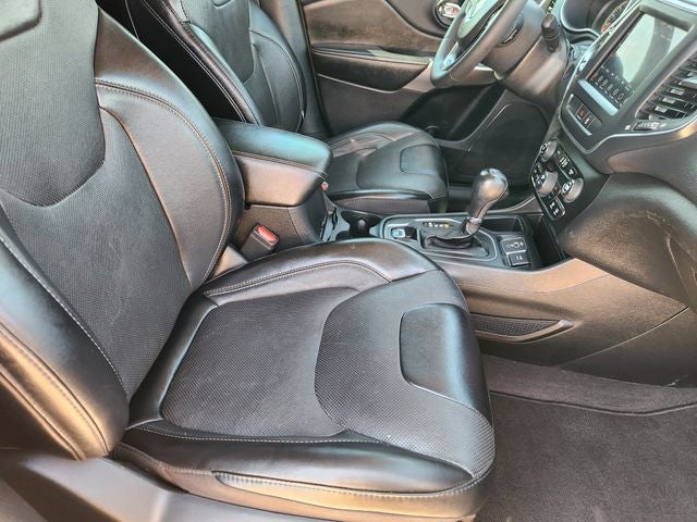 2022 Jeep Cherokee Latitude Lux