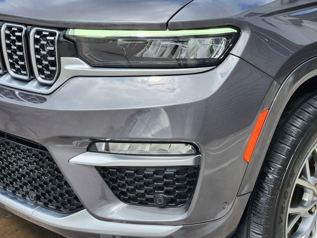 2022 Jeep Grand Cherokee Summit