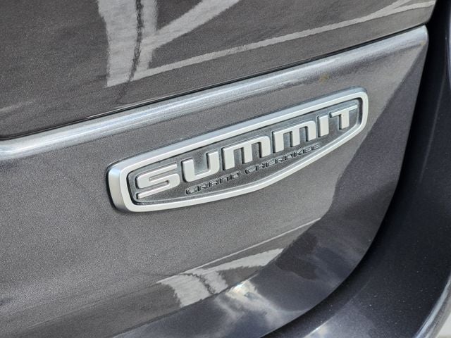 2022 Jeep Grand Cherokee Summit