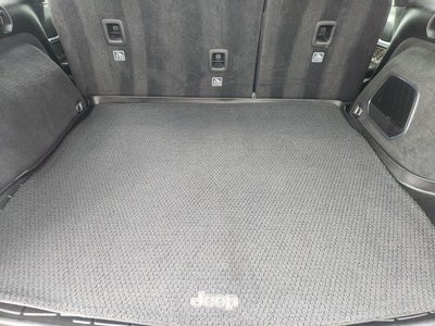 2022 Jeep Grand Cherokee Summit