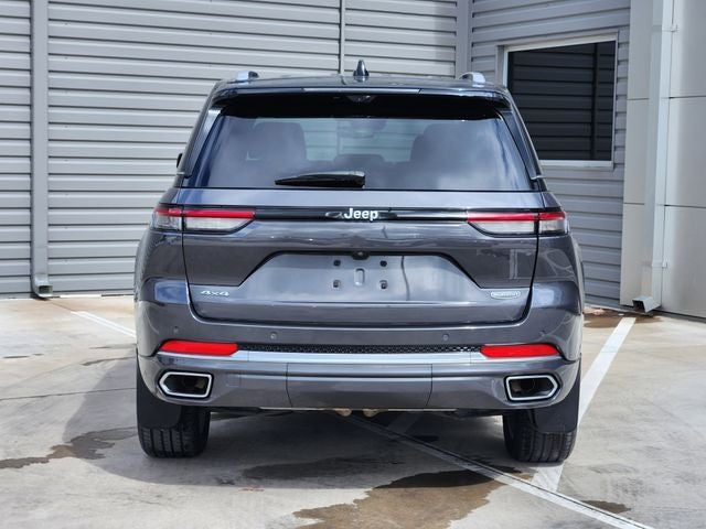 2022 Jeep Grand Cherokee Summit