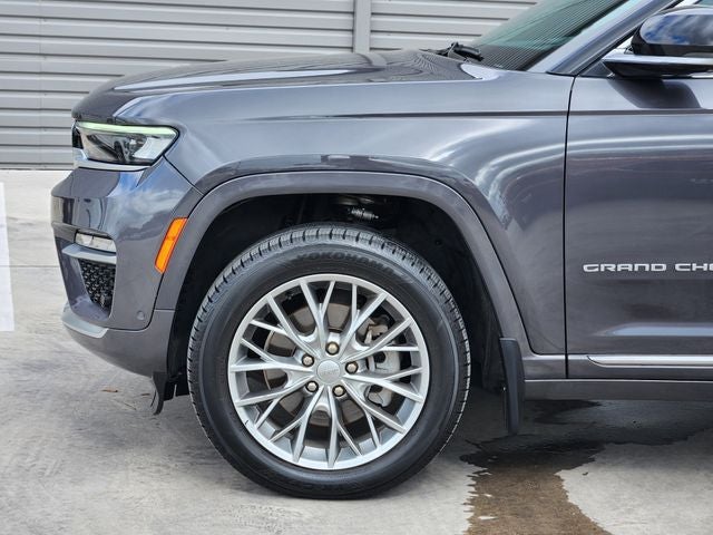 2022 Jeep Grand Cherokee Summit