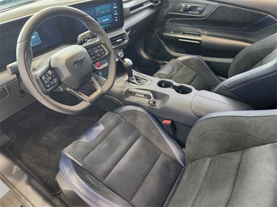 2025 Ford Mustang Dark Horse