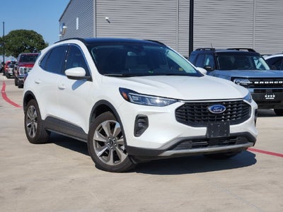 2025 Ford Escape Platinum
