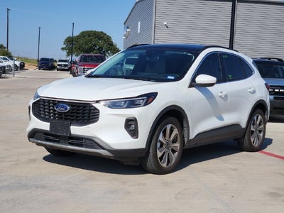 2025 Ford Escape Platinum