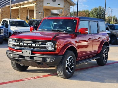 2023 Ford Bronco Outer Banks