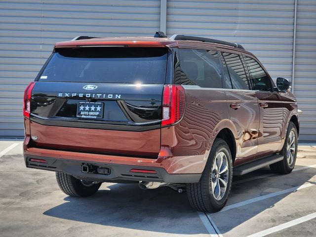 2027 Ford Expedition Active