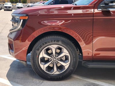 2027 Ford Expedition Active