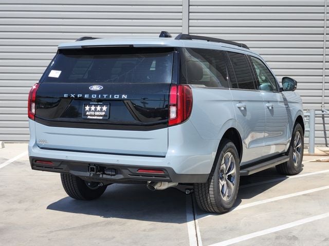2027 Ford Expedition Active