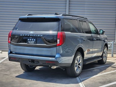2027 Ford Expedition Active