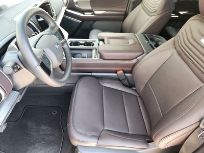 2027 Ford Expedition Platinum