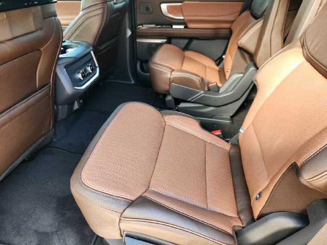 2027 Ford Expedition King Ranch