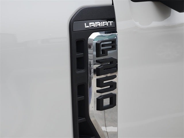 2025 Ford F-250SD Lariat