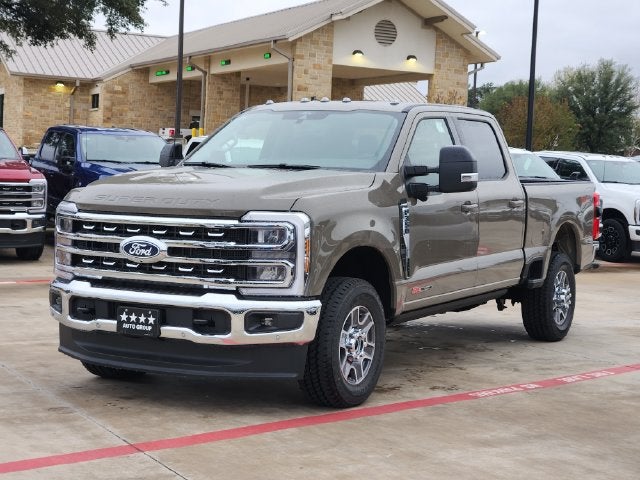 2027 Ford F-350SD Lariat