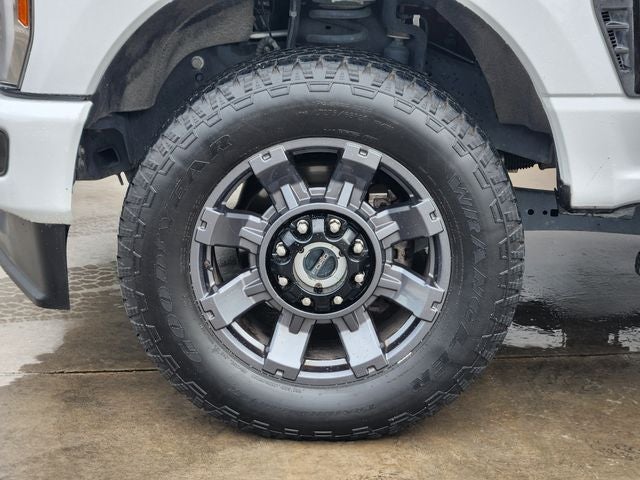 2023 Ford F-250SD Lariat