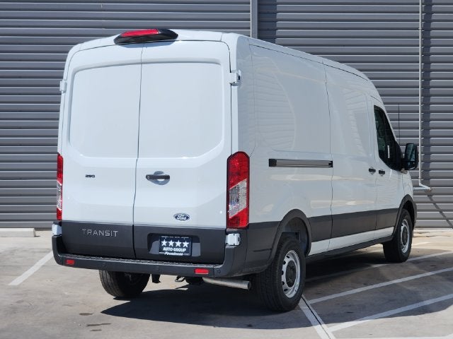 2027 Ford Transit-250 Base