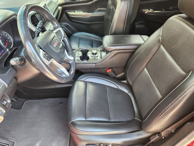 2022 GMC Acadia SLT