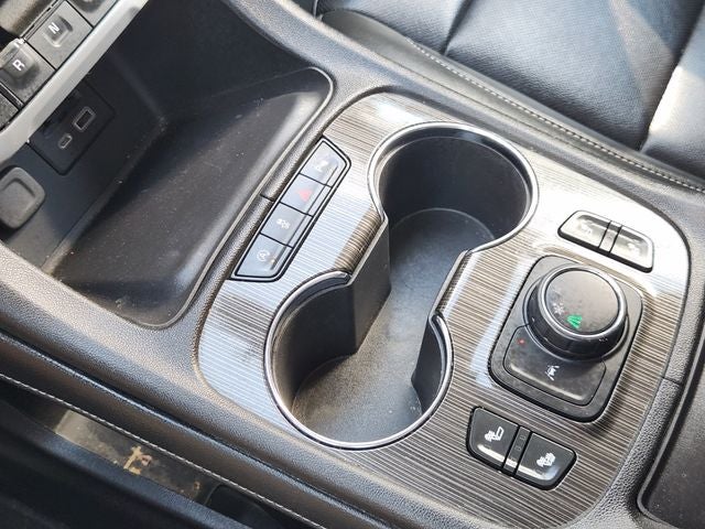 2022 GMC Acadia SLT