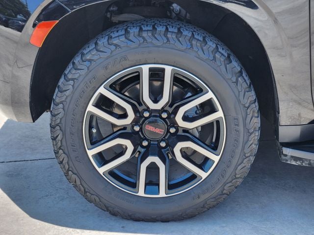 2021 GMC Yukon XL AT4
