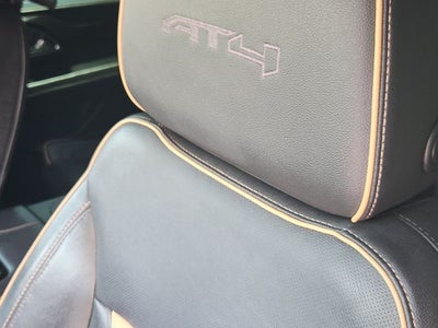 2021 GMC Yukon XL AT4