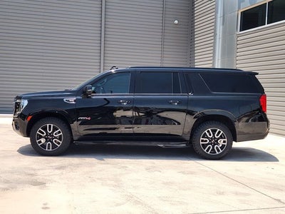 2021 GMC Yukon XL AT4