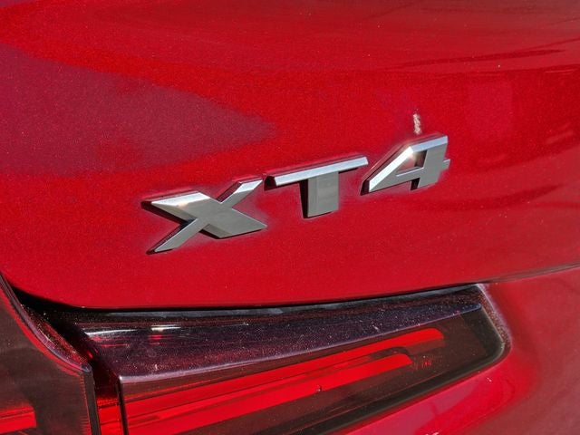 2021 Cadillac XT4 Luxury