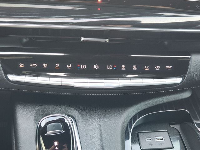2024 Cadillac Escalade Sport