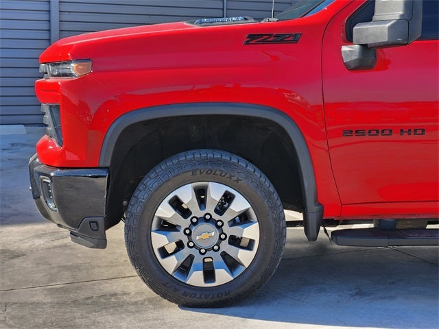 2024 Chevrolet Silverado 2500HD Custom