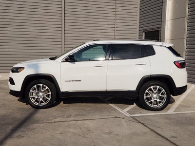 2024 Jeep Compass Latitude Lux