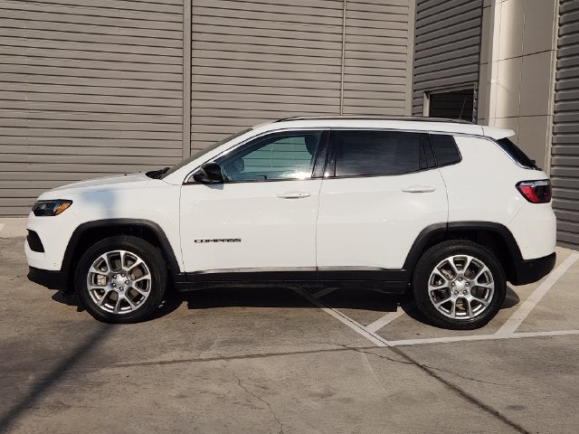 2024 Jeep Compass Latitude Lux