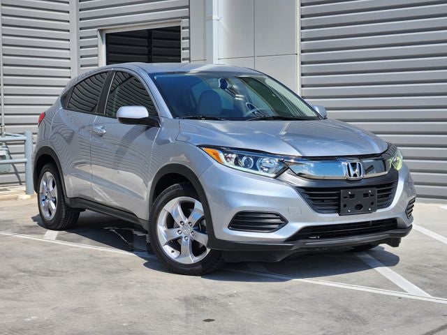 Used 2020 Honda HR-V LX with VIN 3CZRU5H37LM706692 for sale in Jacksboro, TX