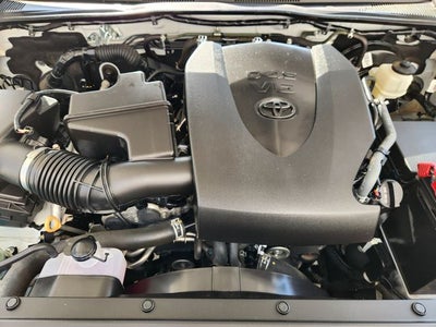 2022 Toyota Tacoma SR5 V6