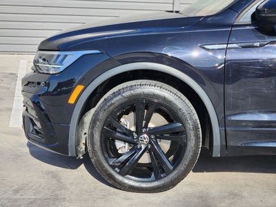 2023 Volkswagen Tiguan 2.0T SE R-Line Black