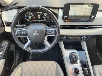 2023 Mitsubishi Outlander SEL Black Edition