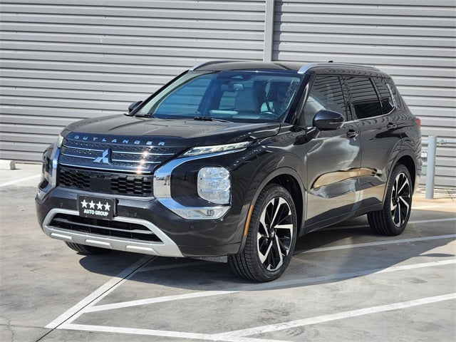 2023 Mitsubishi Outlander SEL Black Edition