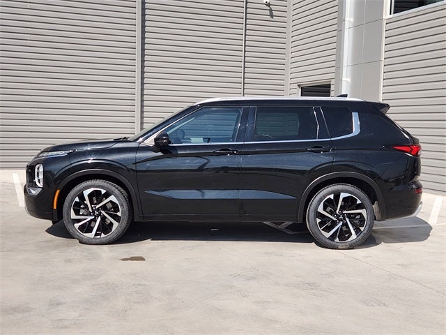 2023 Mitsubishi Outlander SEL Black Edition
