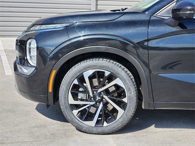 2023 Mitsubishi Outlander SEL Black Edition