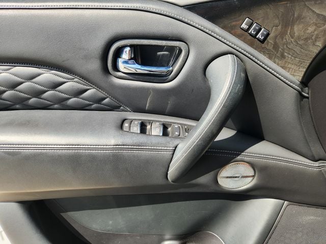 2023 INFINITI QX80 Sensory