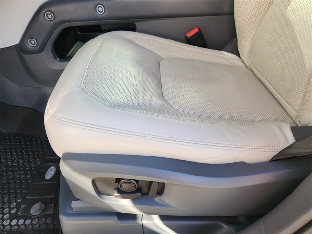 2024 Land Rover Defender 110 S