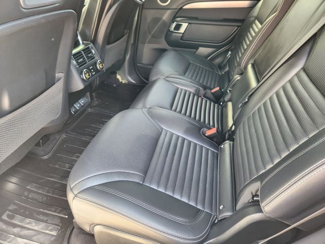 2024 Land Rover Discovery Dynamic SE