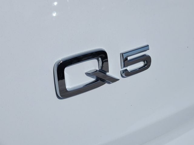 2023 Audi Q5 45 S line Premium quattro