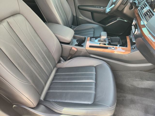 2023 Audi Q5 45 S line Premium quattro