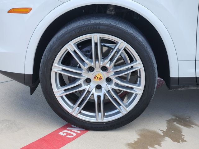 2017 Porsche Cayenne Platinum Edition