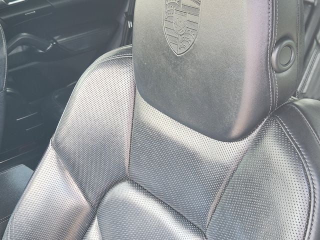 2017 Porsche Cayenne Platinum Edition