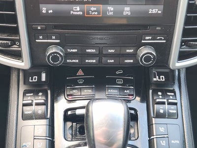 2017 Porsche Cayenne Platinum Edition