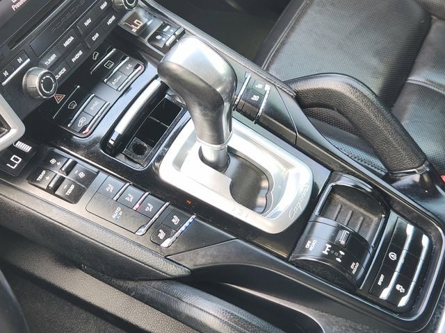 2017 Porsche Cayenne Platinum Edition