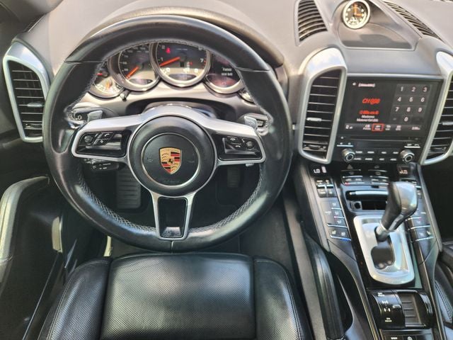 2017 Porsche Cayenne Platinum Edition