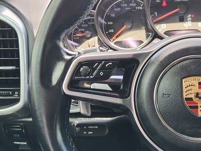 2017 Porsche Cayenne Platinum Edition