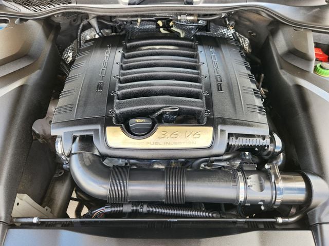 2017 Porsche Cayenne Platinum Edition
